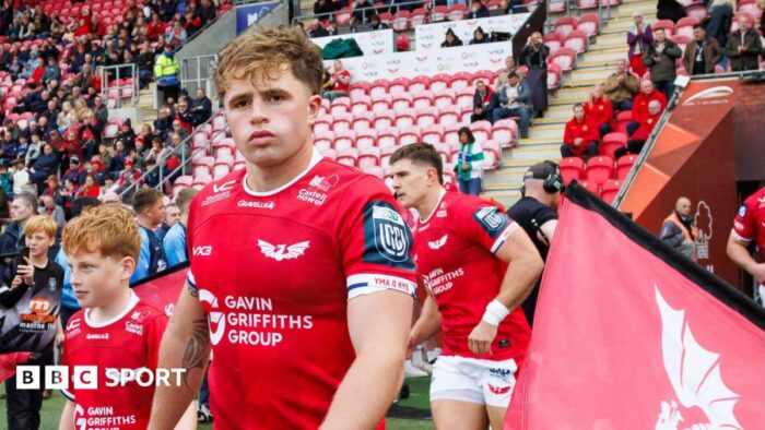 Macs Page: Nigel Davies confident Scarlets wing will make Wales debut soon