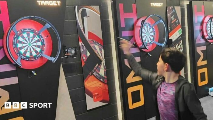 Meet Makinley Cooper-Johnson, the Welsh darts-playing teenager hoping to beat Luke Littler